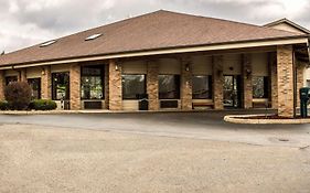 Quality Inn East Liverpool - Calcutta